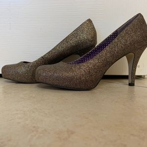 Madden Girl Getta Multi-Color Glitter Pumps Size 8